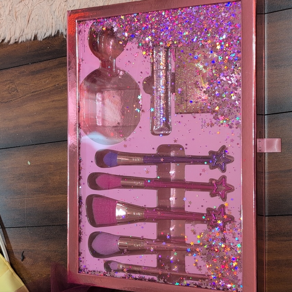 Tarte Pretty Things & Fairy Wings Brush Set